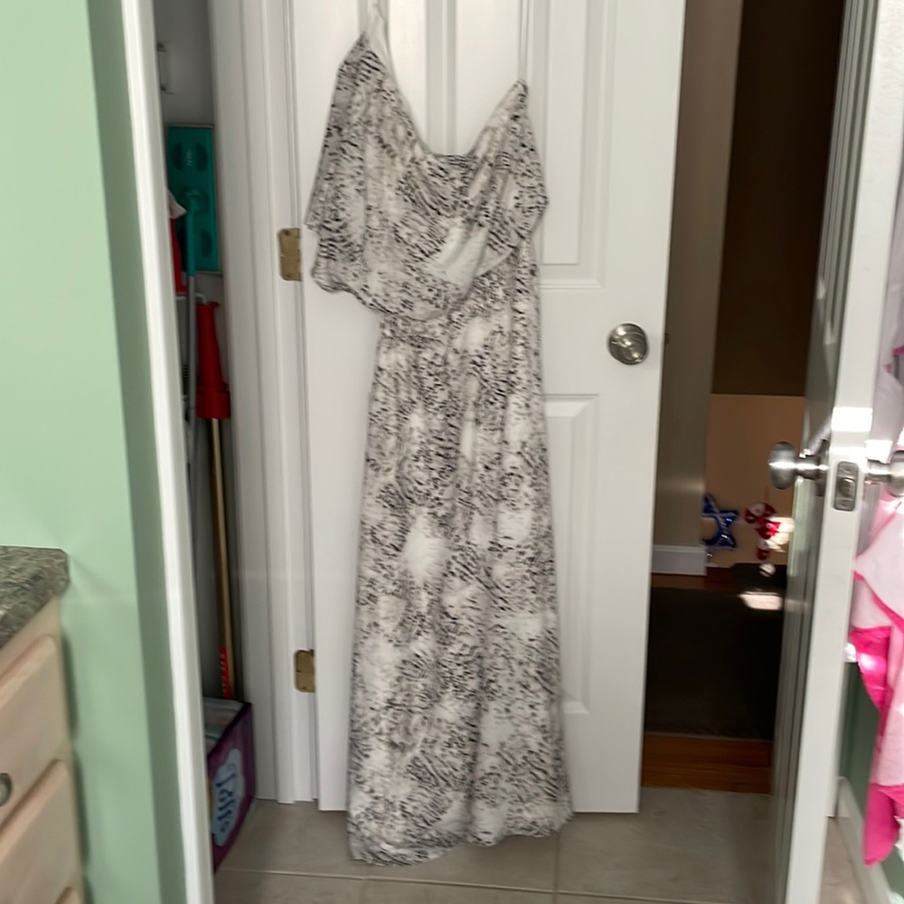 Jessica Simpson long dress